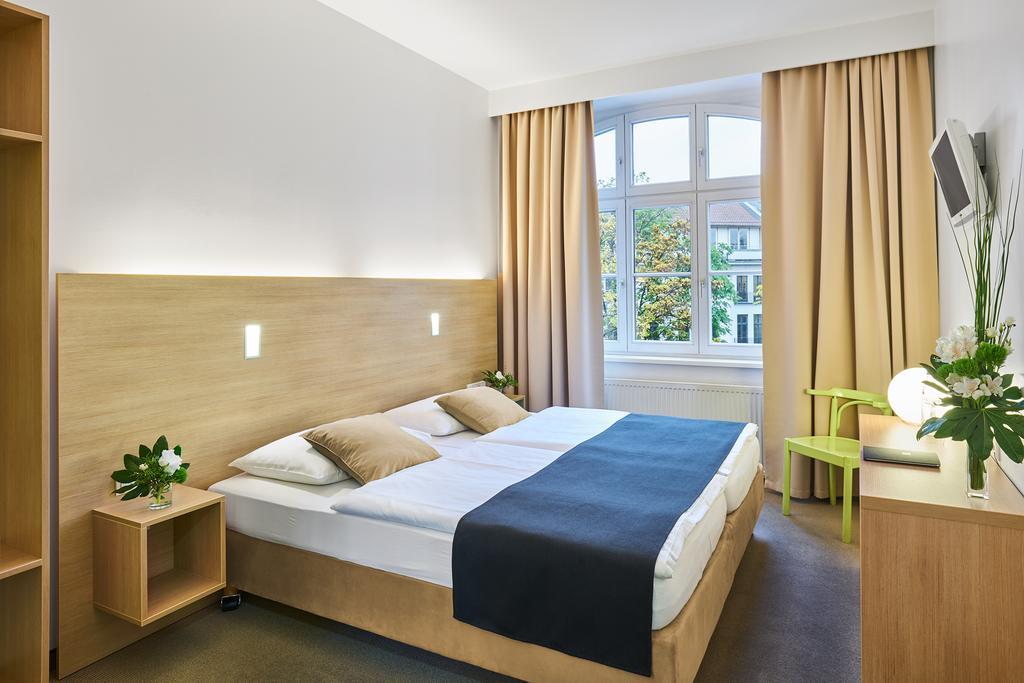 Hotel 38 Berlin Bagian luar foto