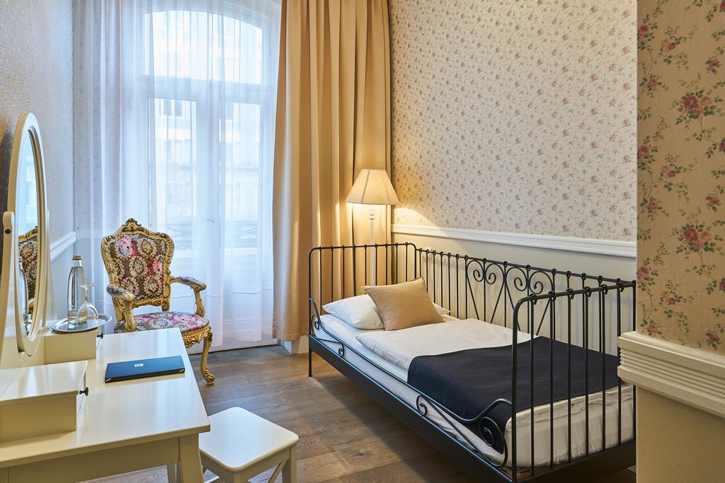 Hotel 38 Berlin Bagian luar foto