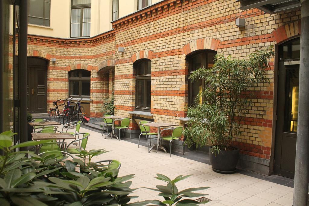 Hotel 38 Berlin Bagian luar foto
